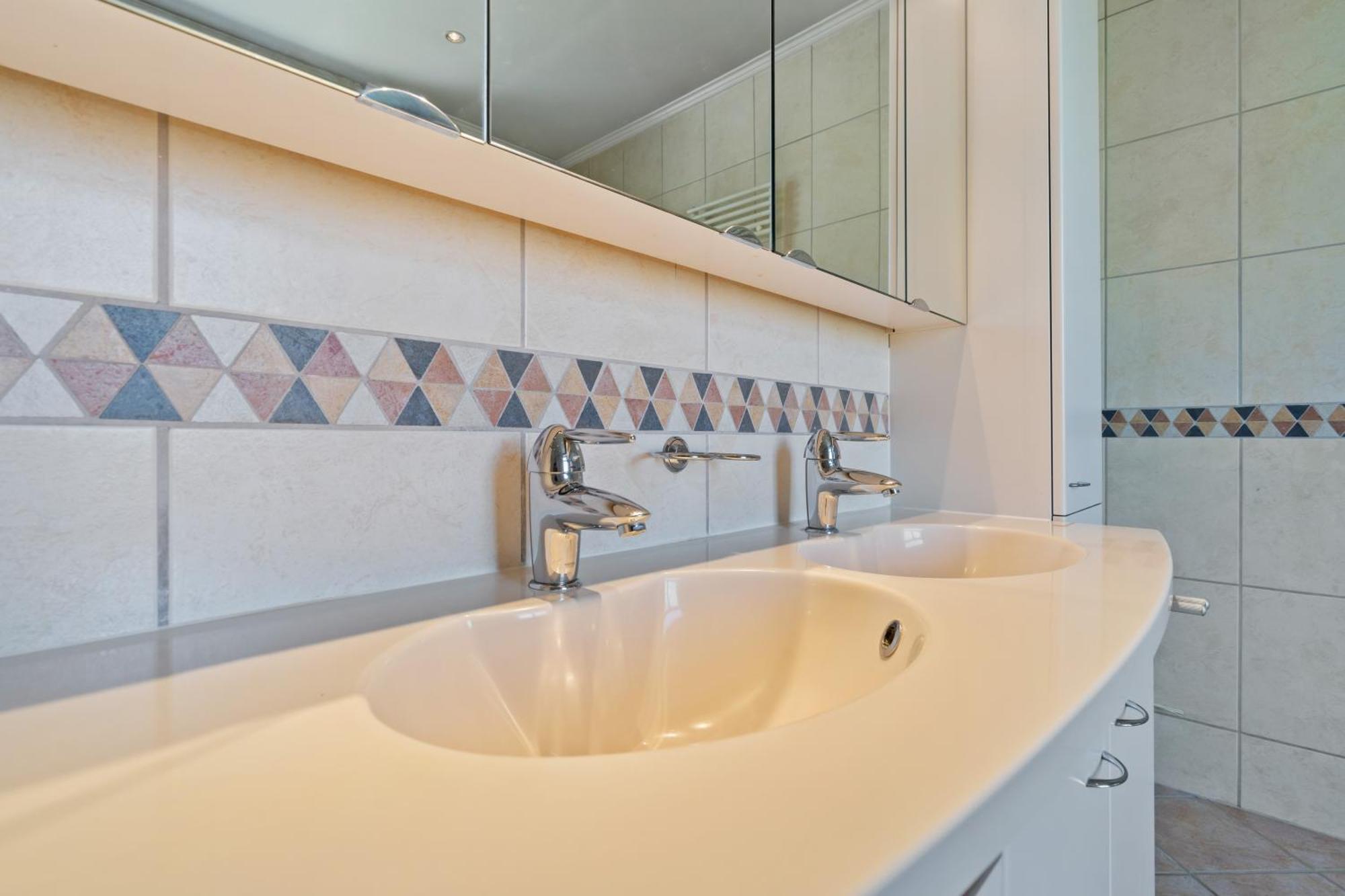 Charming 3-br Townhome Near City Center * Luxemburg